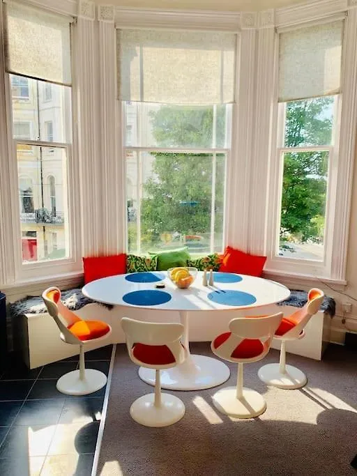 Beautiful Flat Perfect For A Seaside Break! Lejlighed Brighton